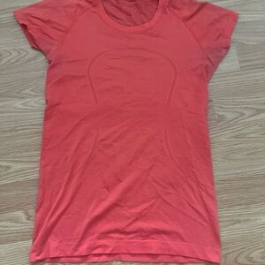 Lululemon Athletica Swiftly Short Sleeve -Size 8